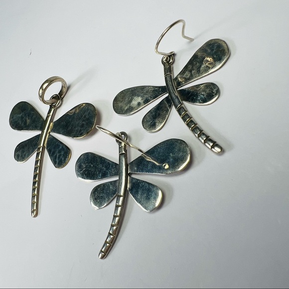Super Pretty Dragonfly Earrings and Pendant Set Sterling Silver - Picture 2 of 7